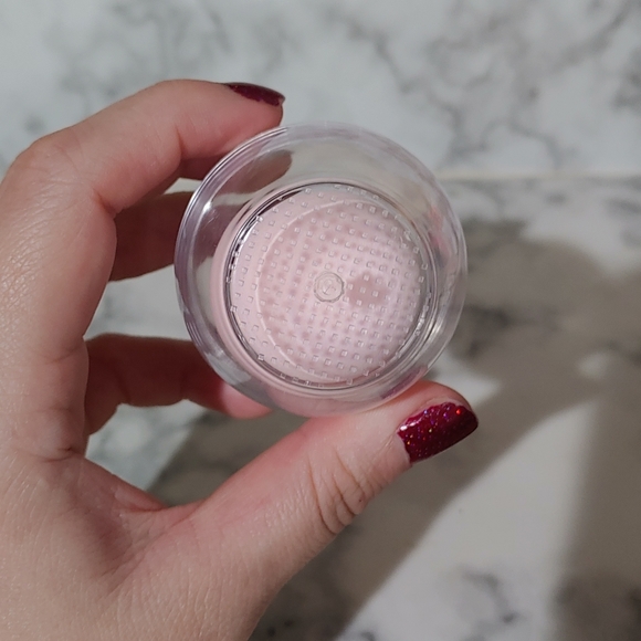 🎁 Free With Purchase - Picture 3 of 3